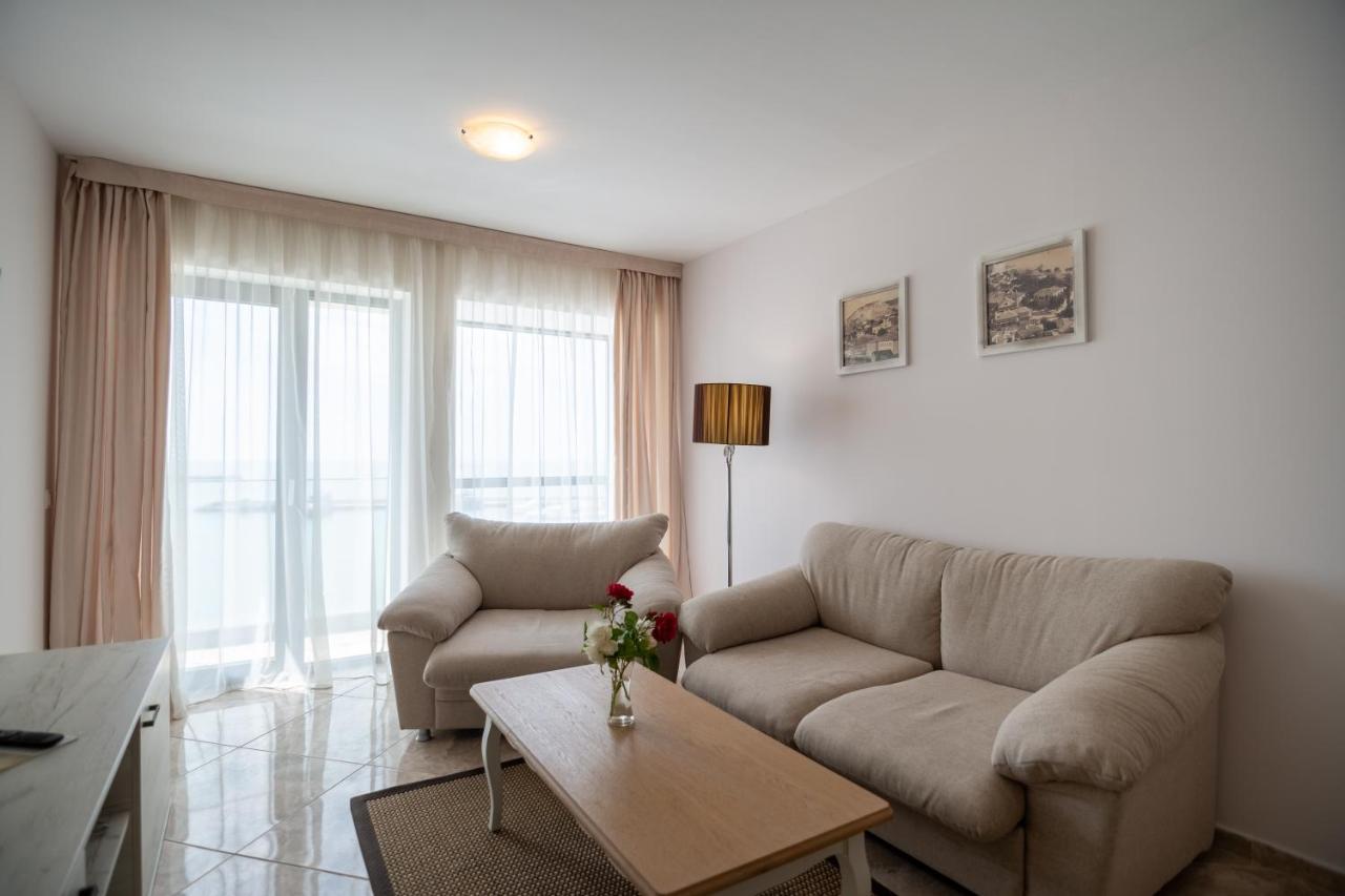 Antik Apartments Balchik Exterior photo