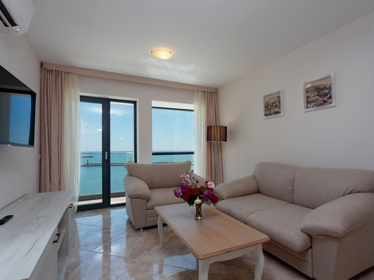 Antik Apartments Balchik Exterior photo